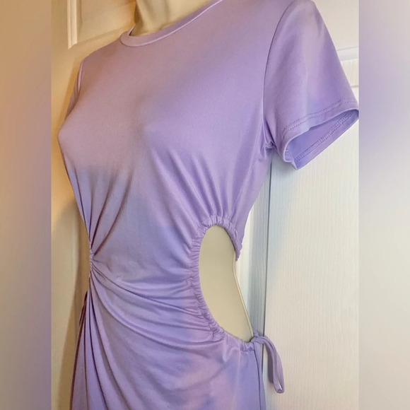 Amazing Purple Side Cut Out Short Sleeve Mini Dress - Picture 2 of 4